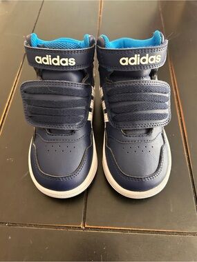 adidas Hoops Kids Navy High-Top Sneakers with Bright Blue Lining